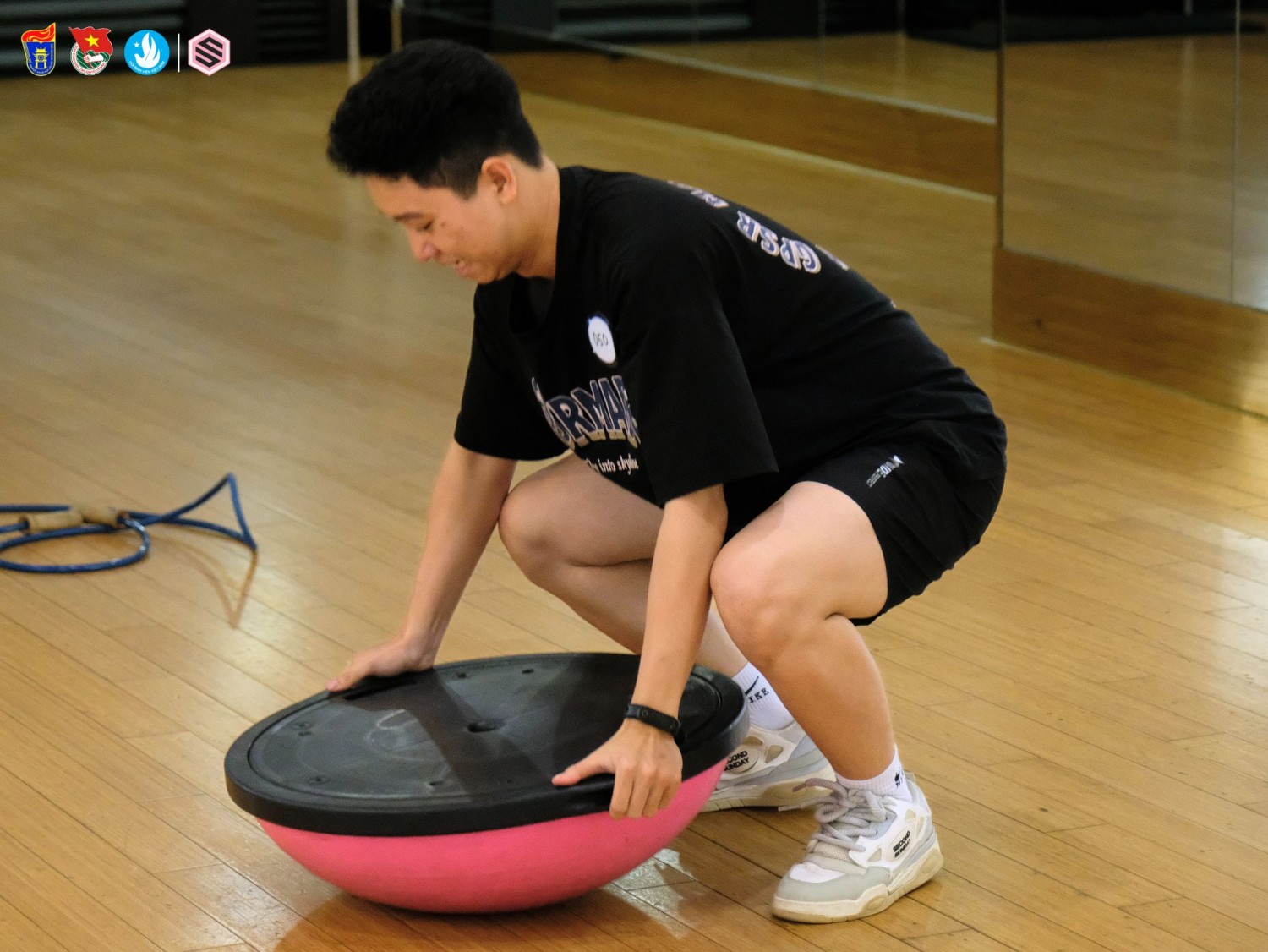 406621618 944068150467414 4964865990903226697 n